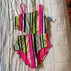 Breaking waves teen bathing suit